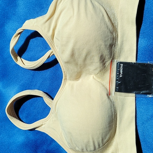 Lot Of 2 Truekind Daily Comfort Wirefree Shaper Bras - Size M - Picture 3 of 8